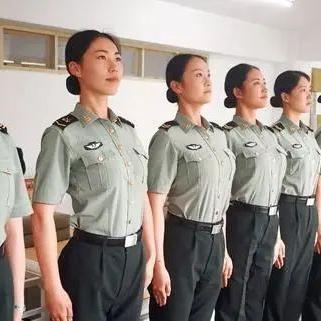 (男兵和女兵是一起入伍吗)男兵女兵在同一个部队是常态还是例外？